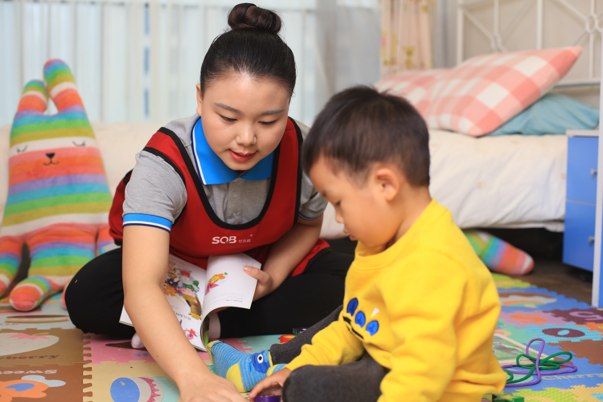 雇主面試育兒嫂要怎么樣問？寶寶飲食問題和早教知識必不可少！